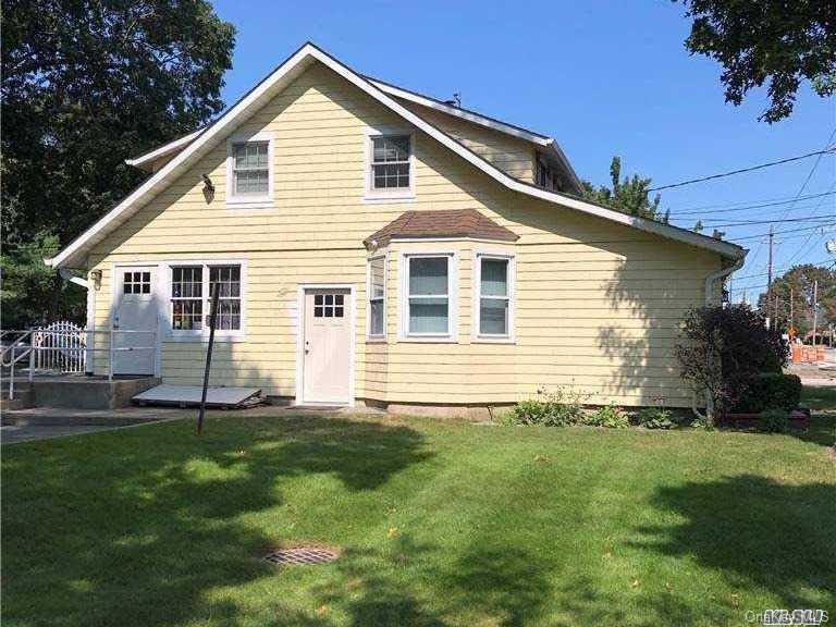 #1 photo, 338 Lake Avenue, 東長島 圣占士 Saint James , NY 11780