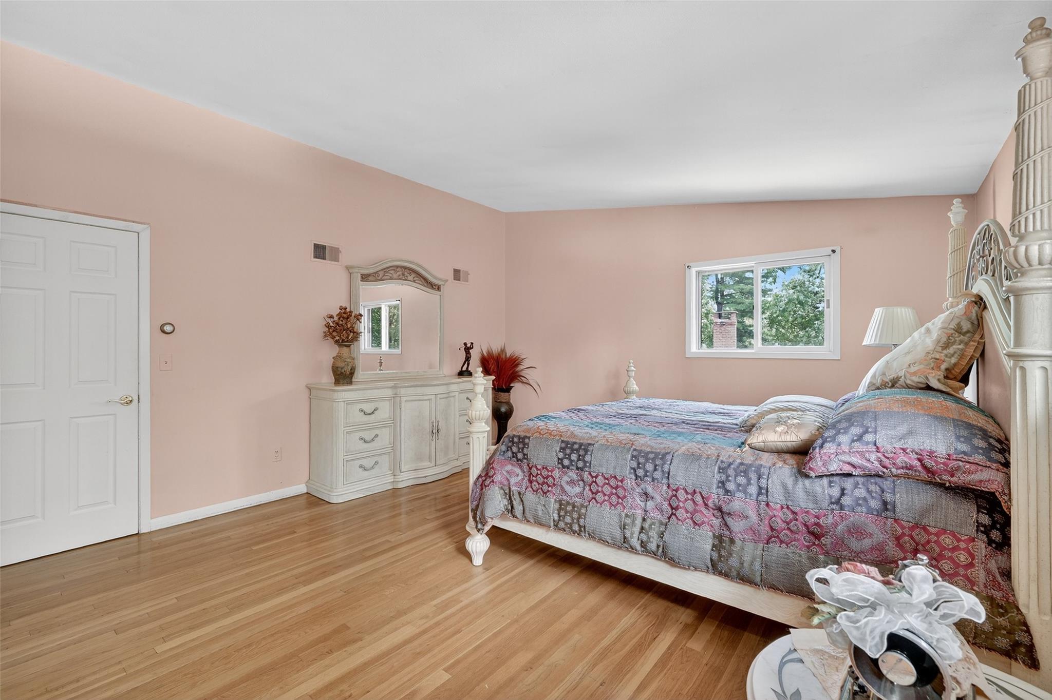 #19 photo, 27 Maiden Lane, New City , NY 10956