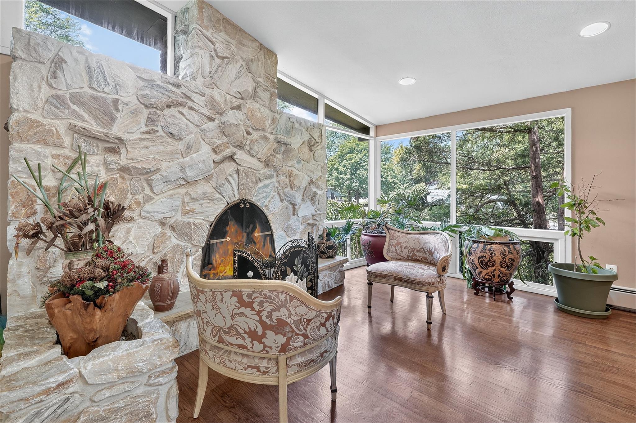 #7 photo, 27 Maiden Lane, New City , NY 10956