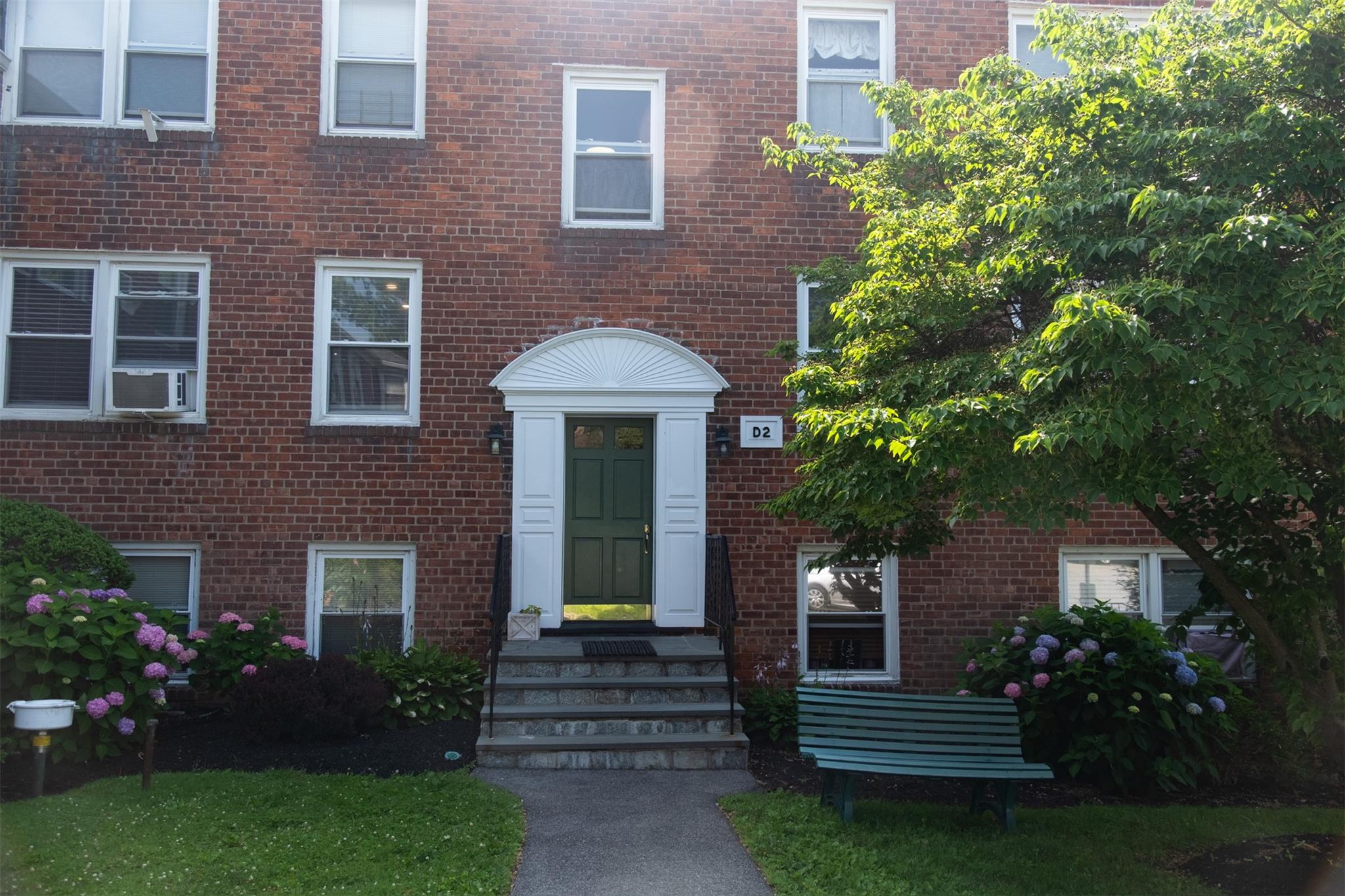 #1 photo, 95 N Broadway, White Plains , NY 10603