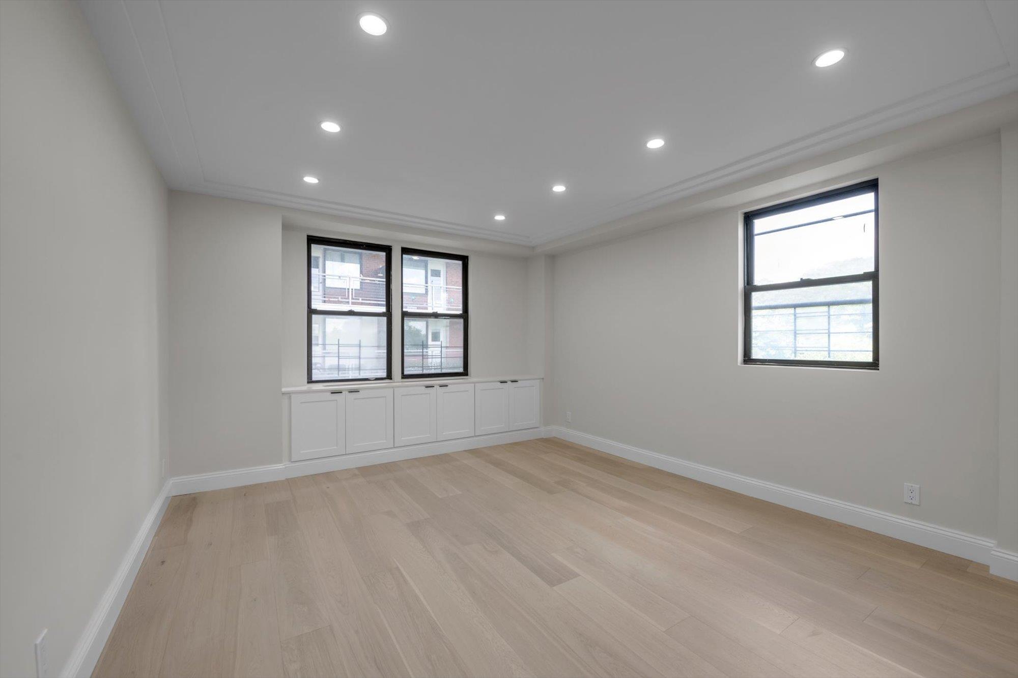 #9 photo, 4705 Henry Hudson Parkway, ブロンクス区 Bronx , NY 10471