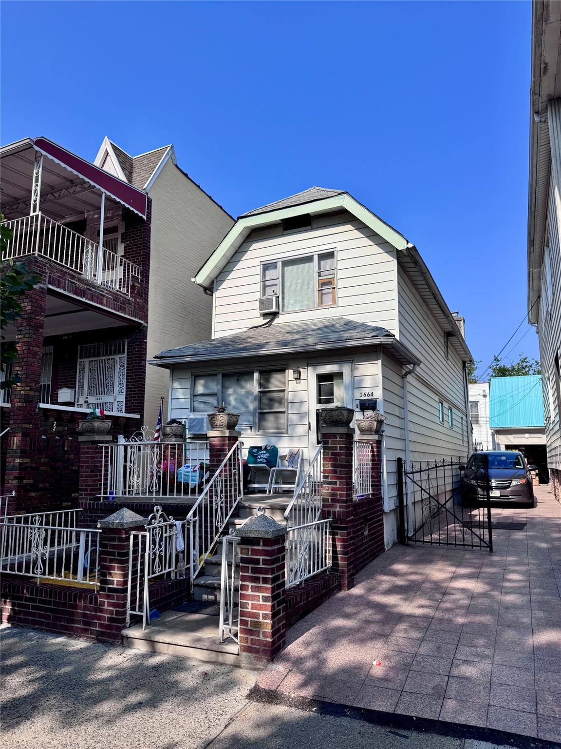 #1 photo, 1664 West 8th Street, 布鲁克林 Brooklyn , NY 11223