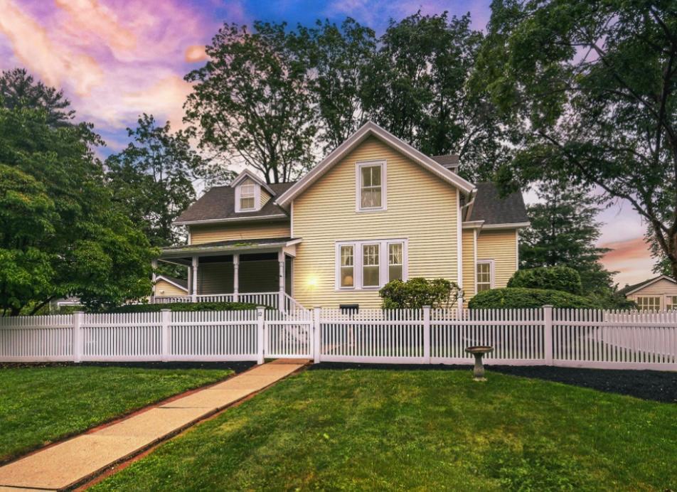 #1 photo, 12 Beechwood Terrace, Poughkeepsie , NY 12601