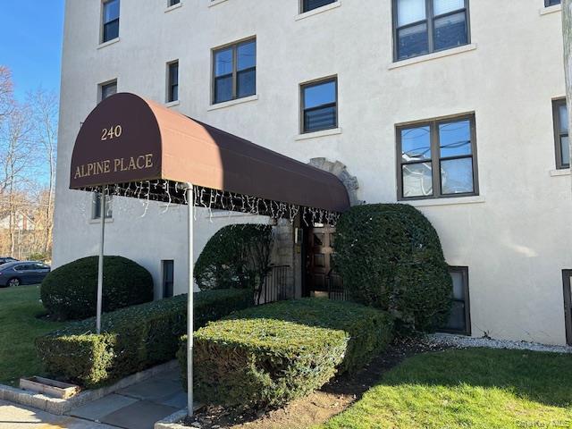 #2 photo, 240 Alpine Place, 纽约州 Eastchester , NY 10707
