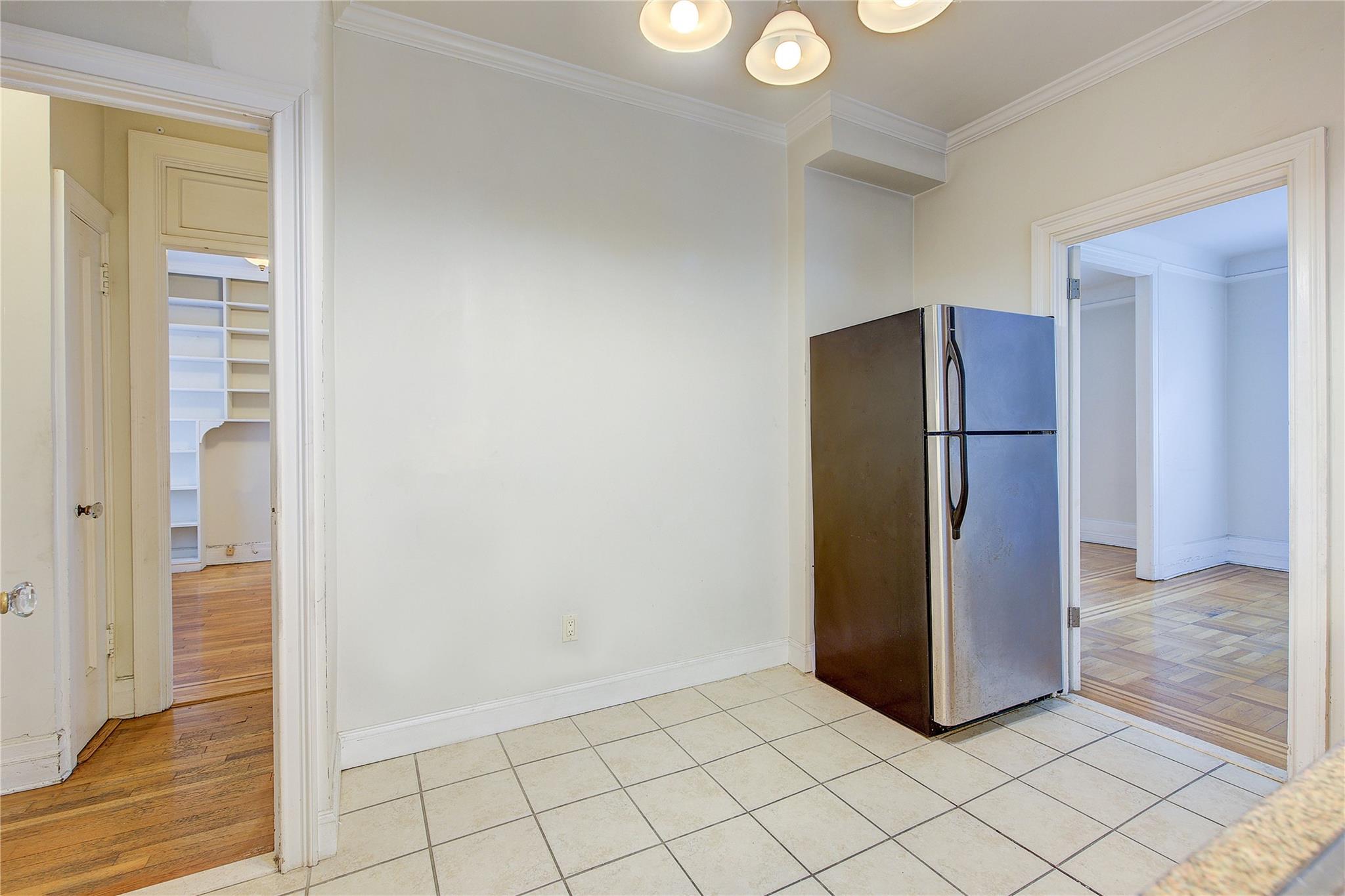 #10 photo, 34-30 81st Street, クイーンズ区 Jackson Heights , NY 11372