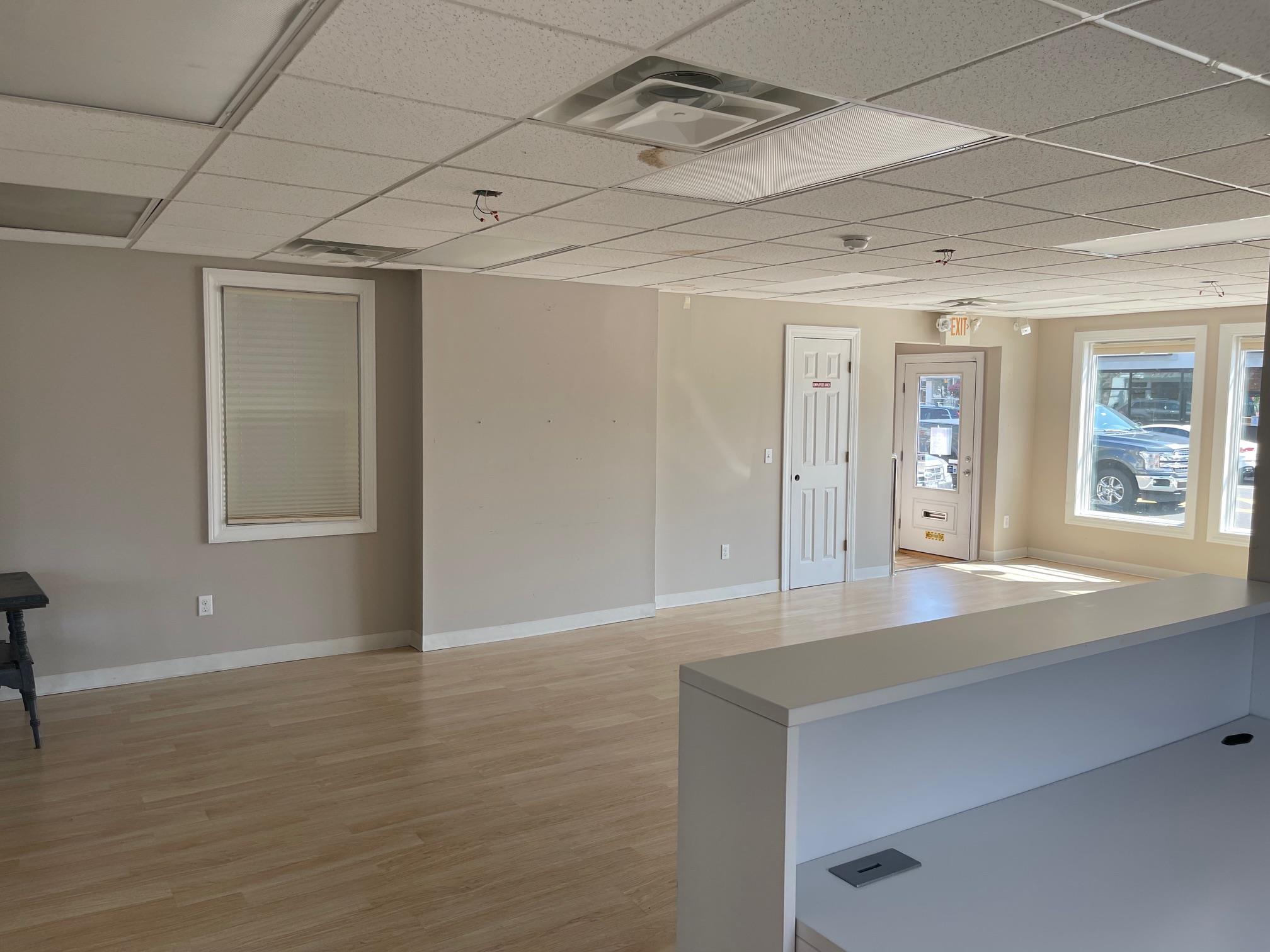 #10 photo, 69 Broadway, サフォーク郡 Greenlawn , NY 11740