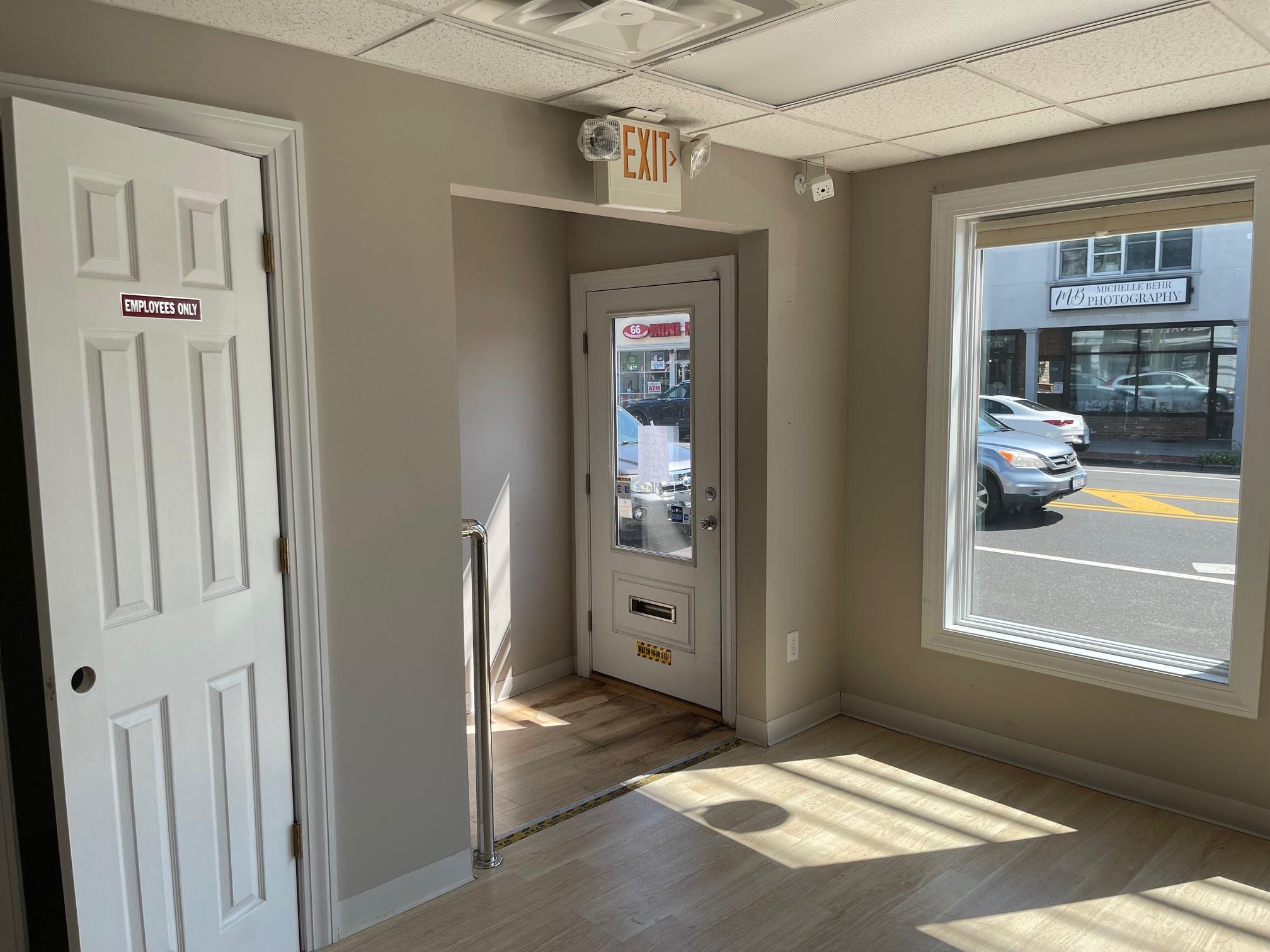 #4 photo, 69 Broadway, サフォーク郡 Greenlawn , NY 11740