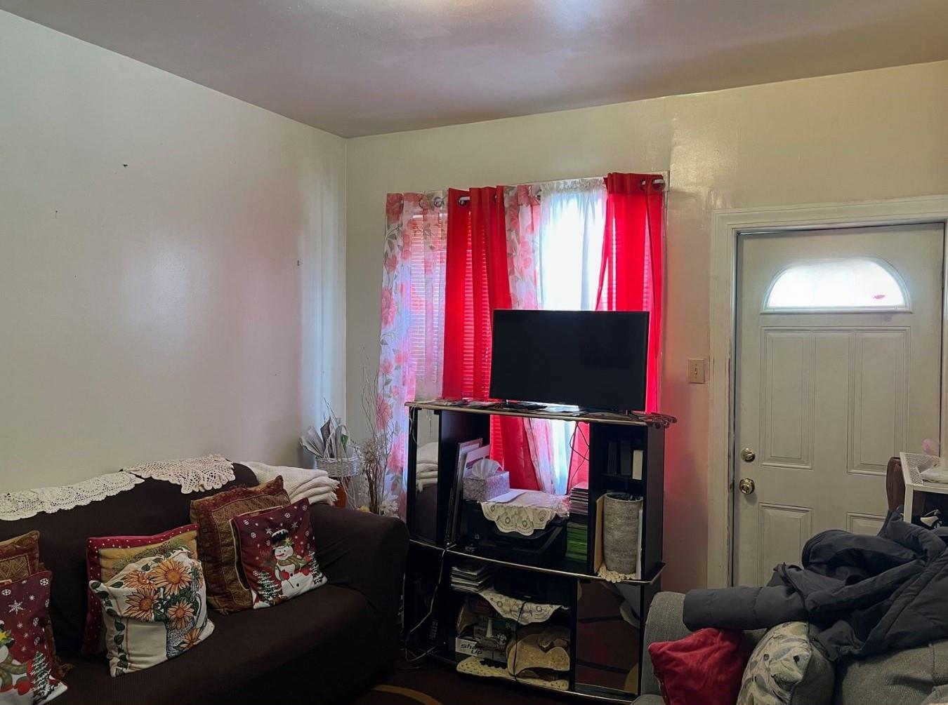 #2 photo, 14 Matthews Place, Brooklyn , NY 11236