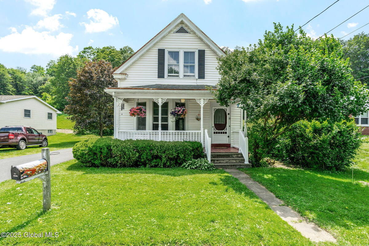 #1 photo, 27 Genesee Street, Brunswick , NY 12180