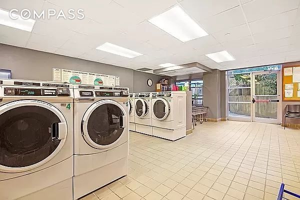 #16 photo, 1831 Madison Avenue, マンハッタン Harlem , NY 10035