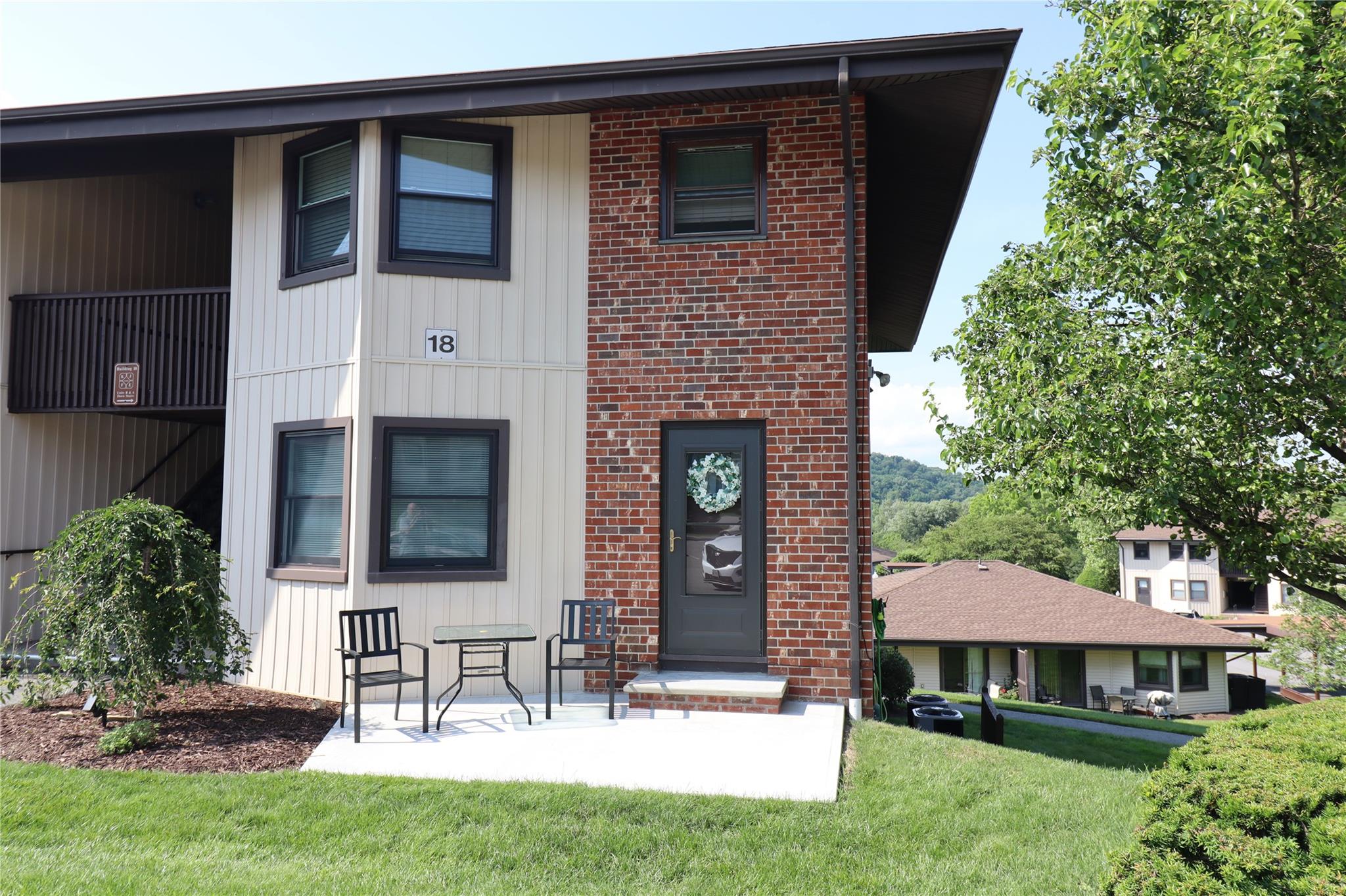 #1 photo, 18 Hastings Court, Yorktown Heights , NY 10598