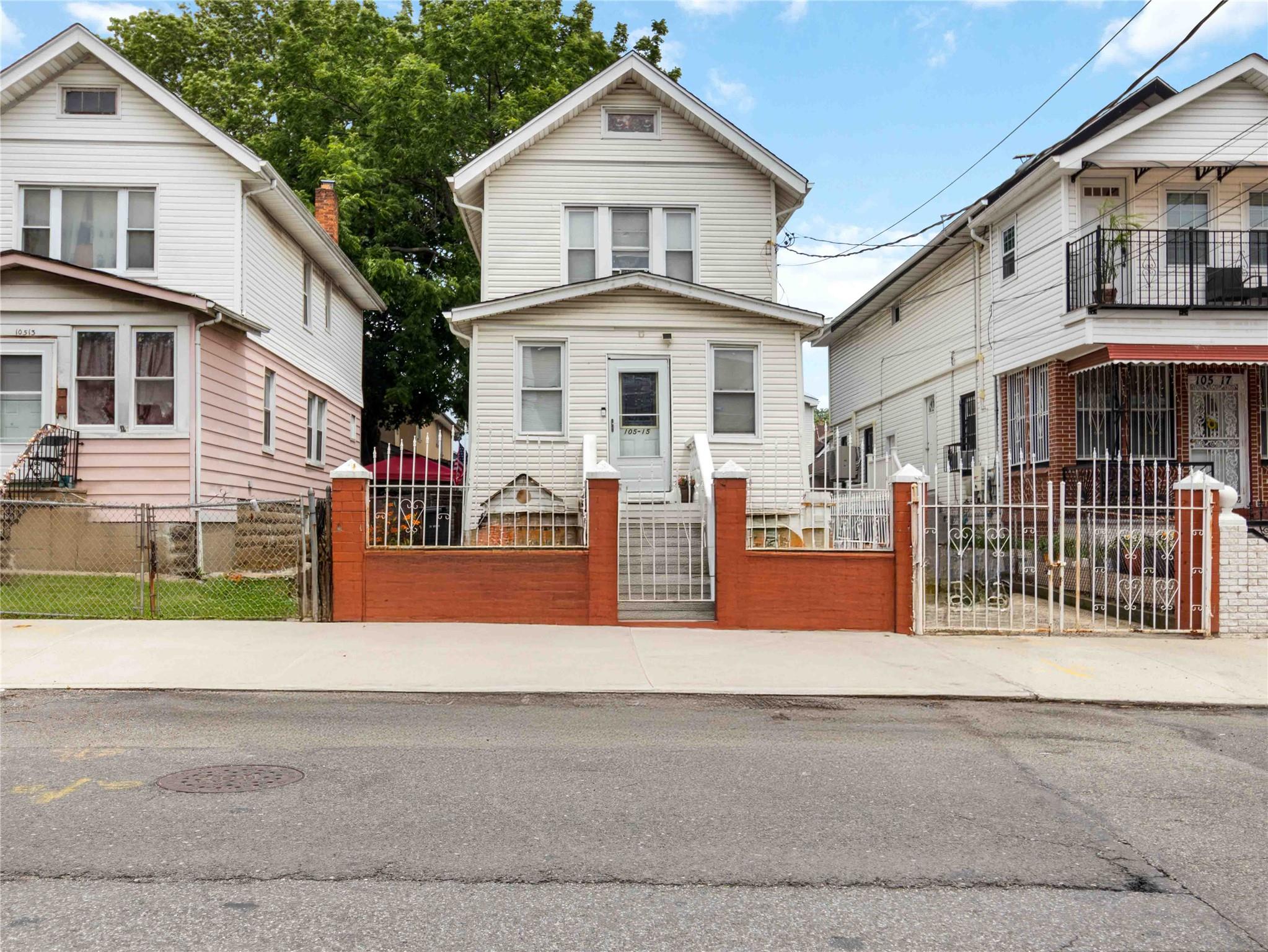 #1 photo, 105-15 133rd Street, Richmond Hill S. , NY 11419