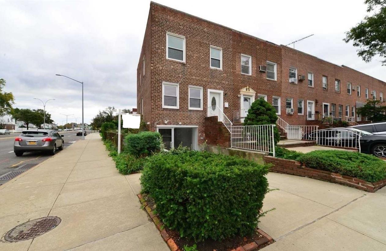 #1 photo, 80-01 249th Street, Bellerose , NY 11426