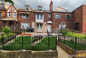 #1 photo, 194-10 Hollis Avenue, Hollis , NY 11412