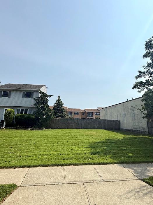 #2 photo, 77 Hampton Place, ナッソー郡 Freeport , NY 11520