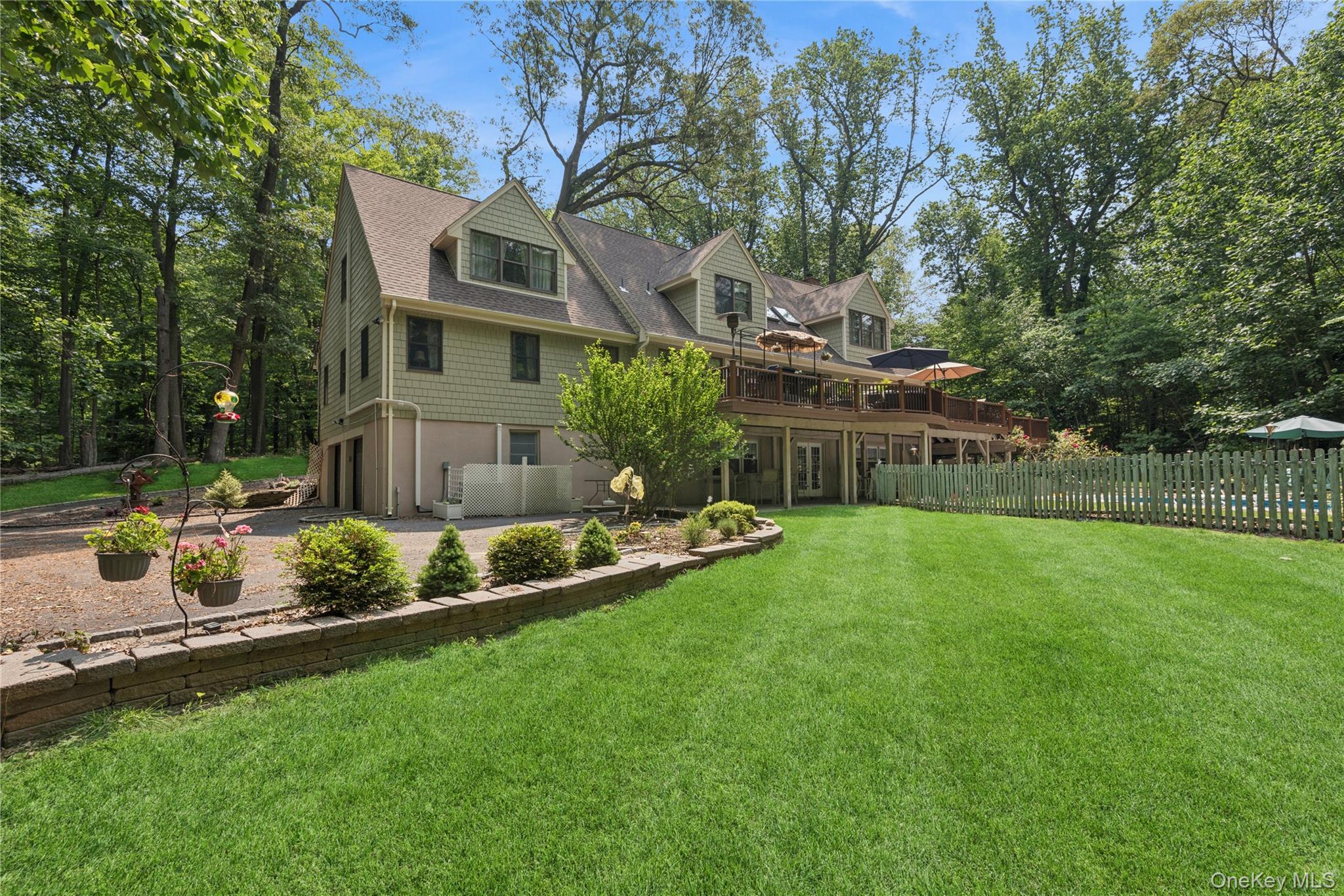 #13 photo, 23 Bacon Road, Head Of The Harbor , NY 11780