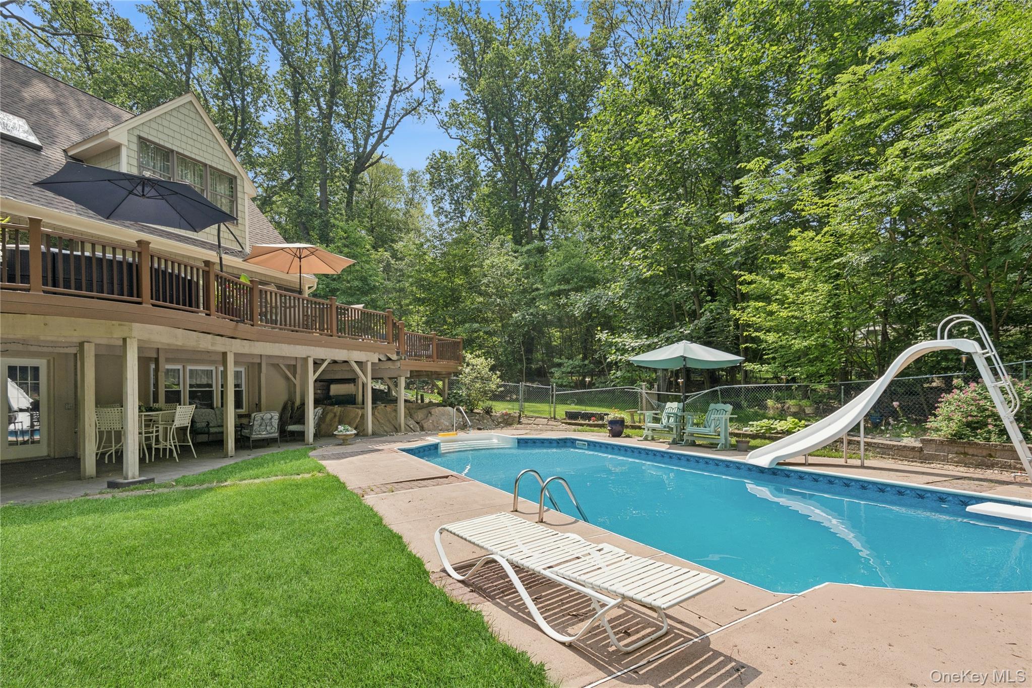 #6 photo, 23 Bacon Road, Head Of The Harbor , NY 11780