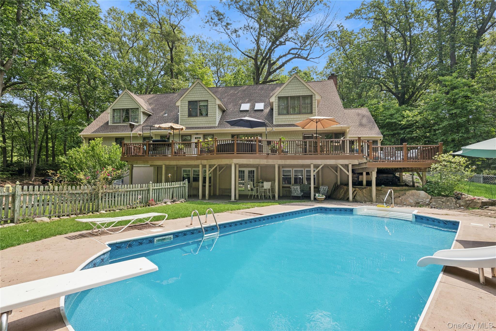 #7 photo, 23 Bacon Road, Head Of The Harbor , NY 11780