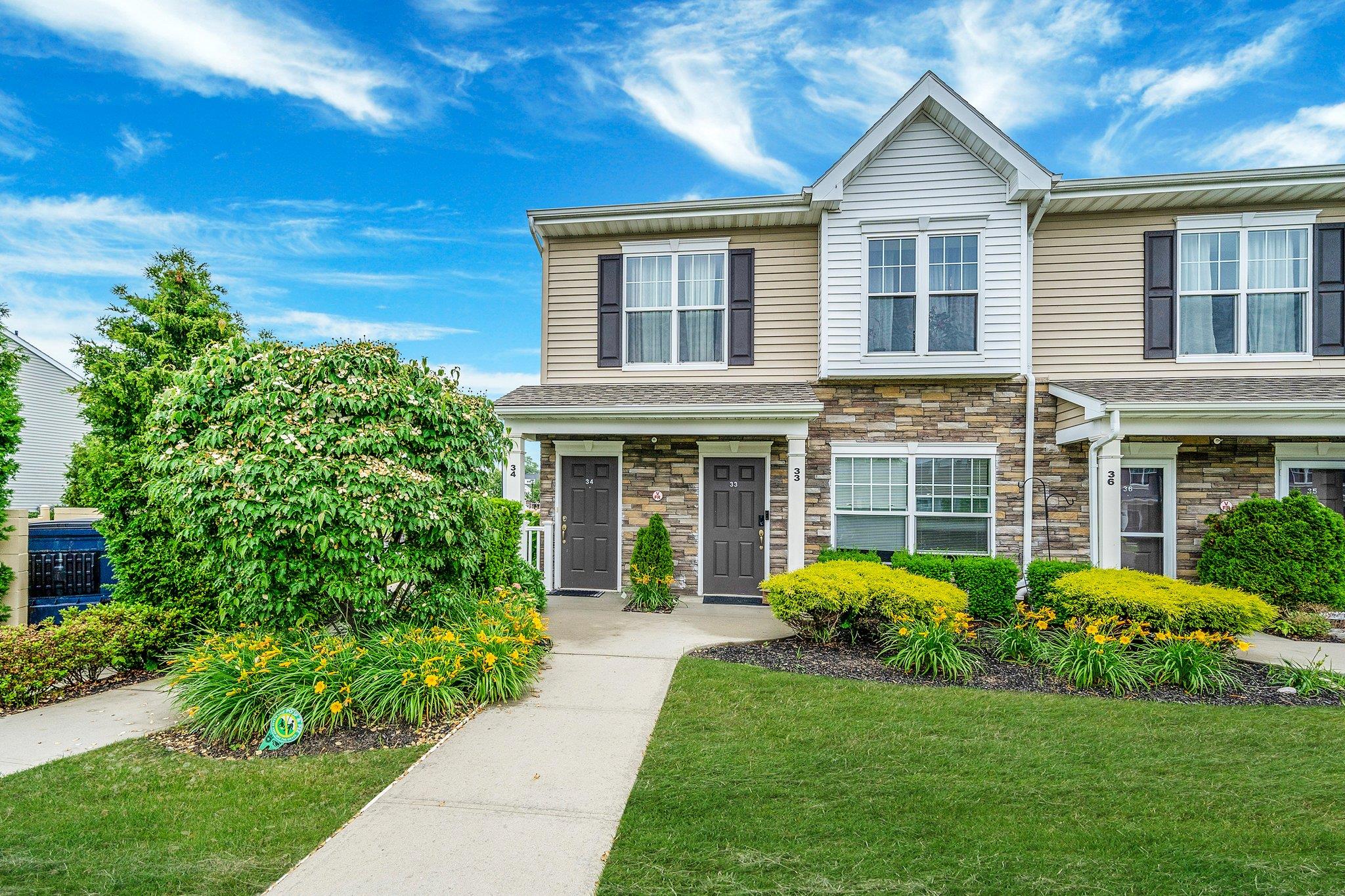 #1 photo, 34 Weatherby Lane, サフォーク郡 Central Islip , NY 11722