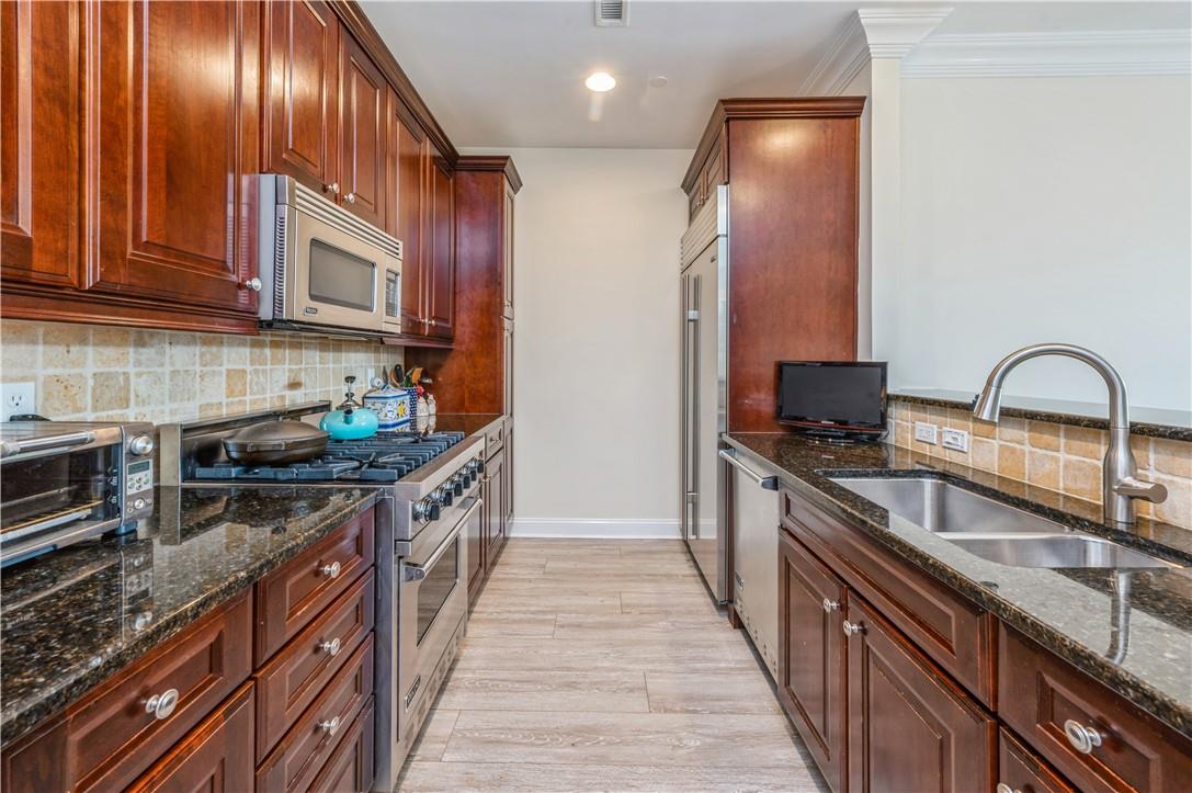 #8 photo, 1 Christie Place, Scarsdale , NY 10583