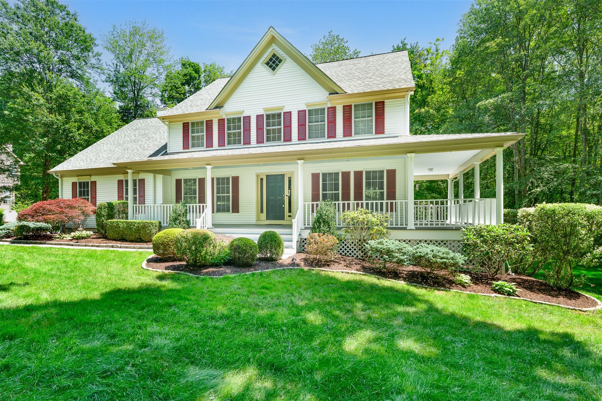 #1 photo, 76 Warren Street, Somers , NY 10589