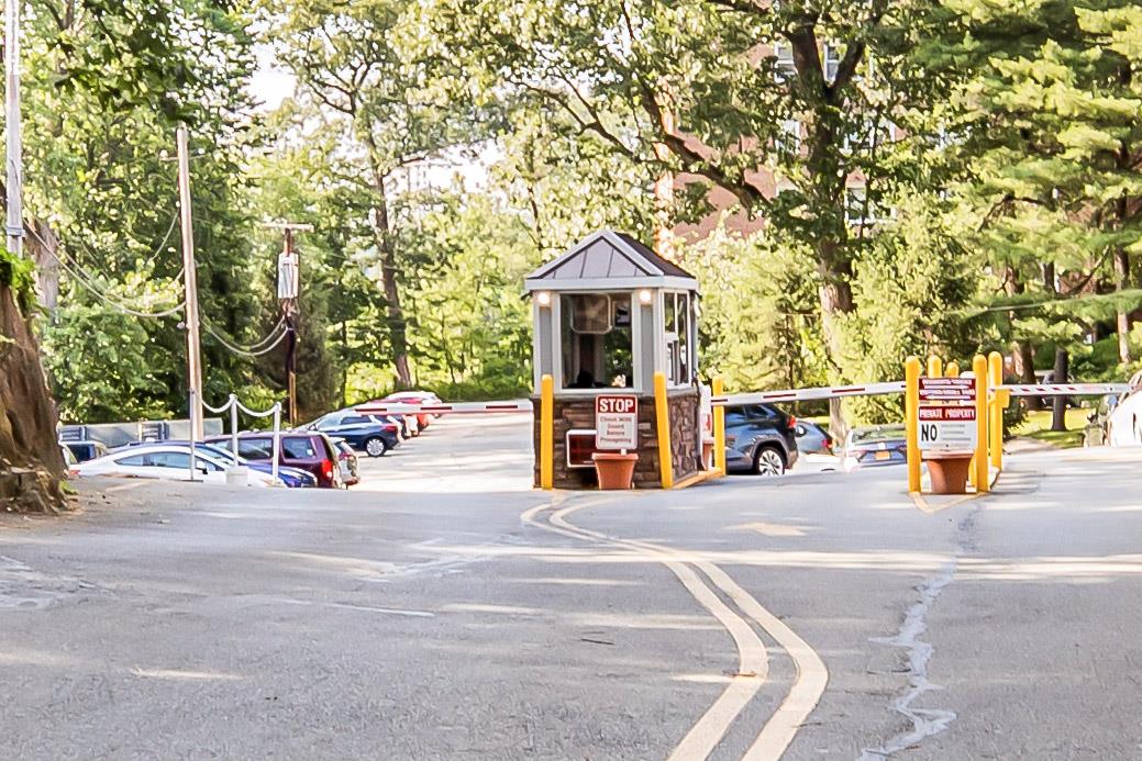 #2 photo, 609 Palmer Road, Yonkers , NY 10701