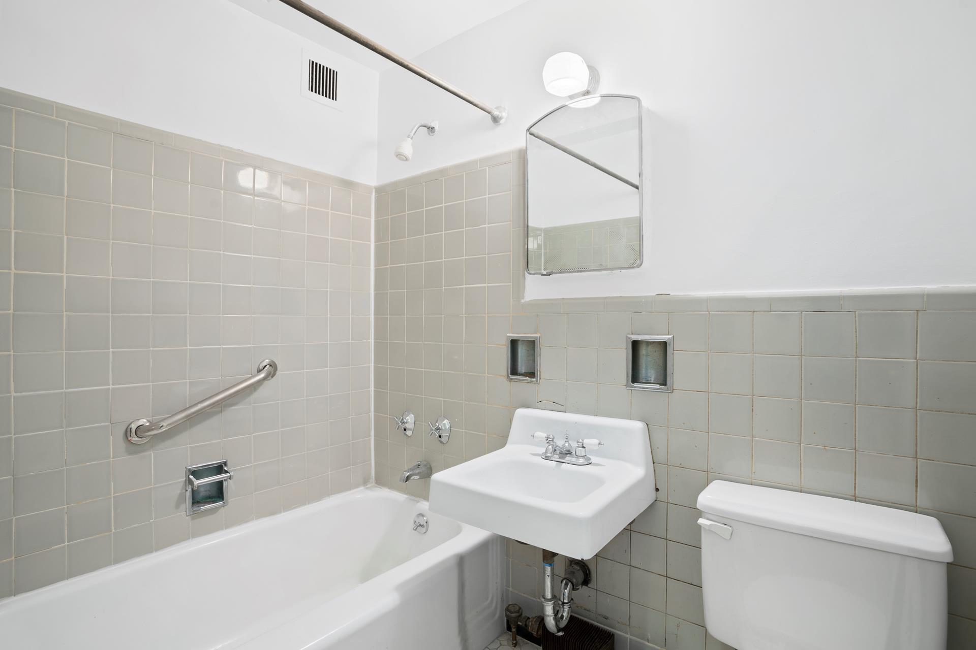 #8 photo, 270 JAY Street, ブルックリン区 Downtown Brooklyn , NY 11201