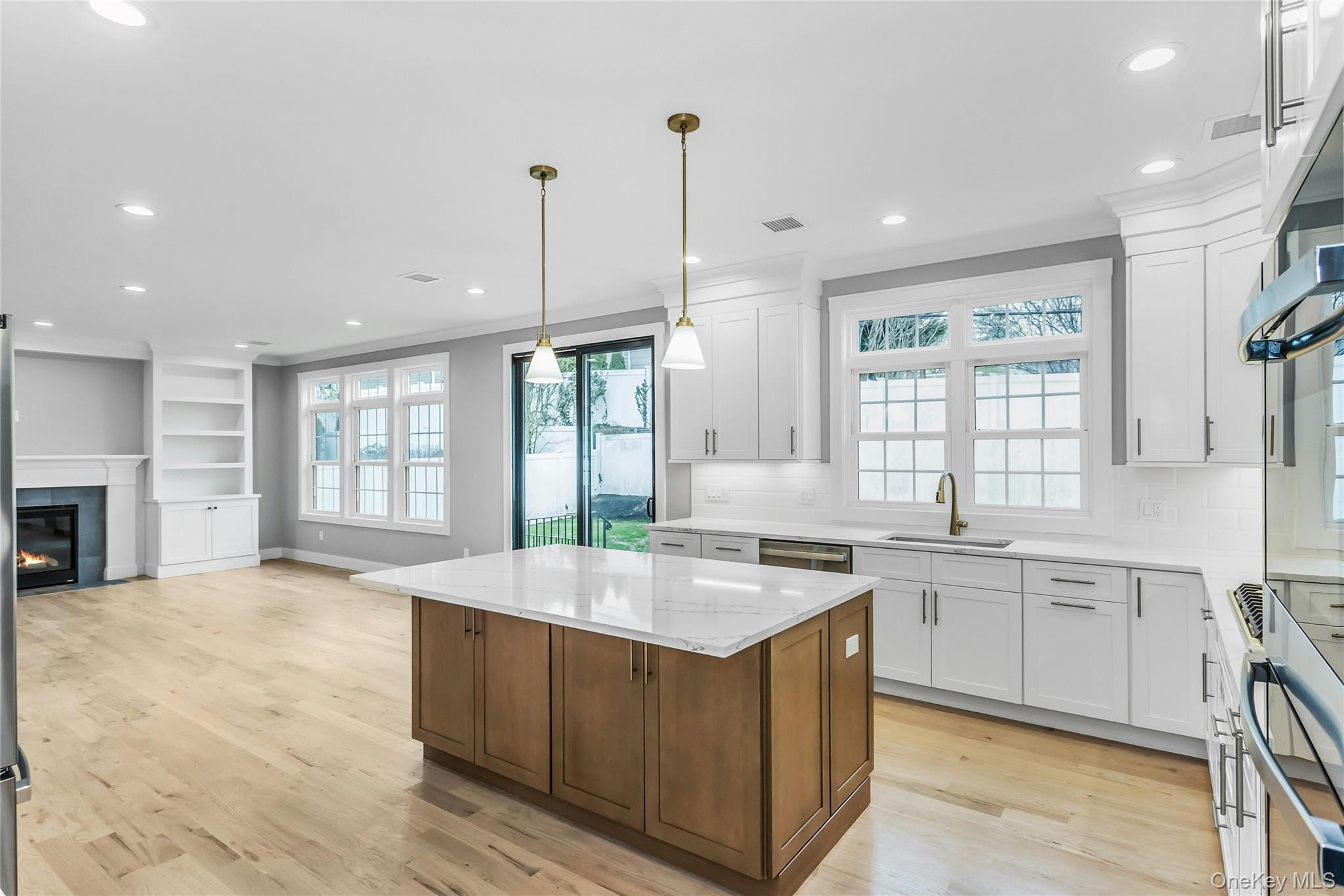 #11 photo, 7 Sheridan Street, ナッソー郡 Old Bethpage , NY 11804