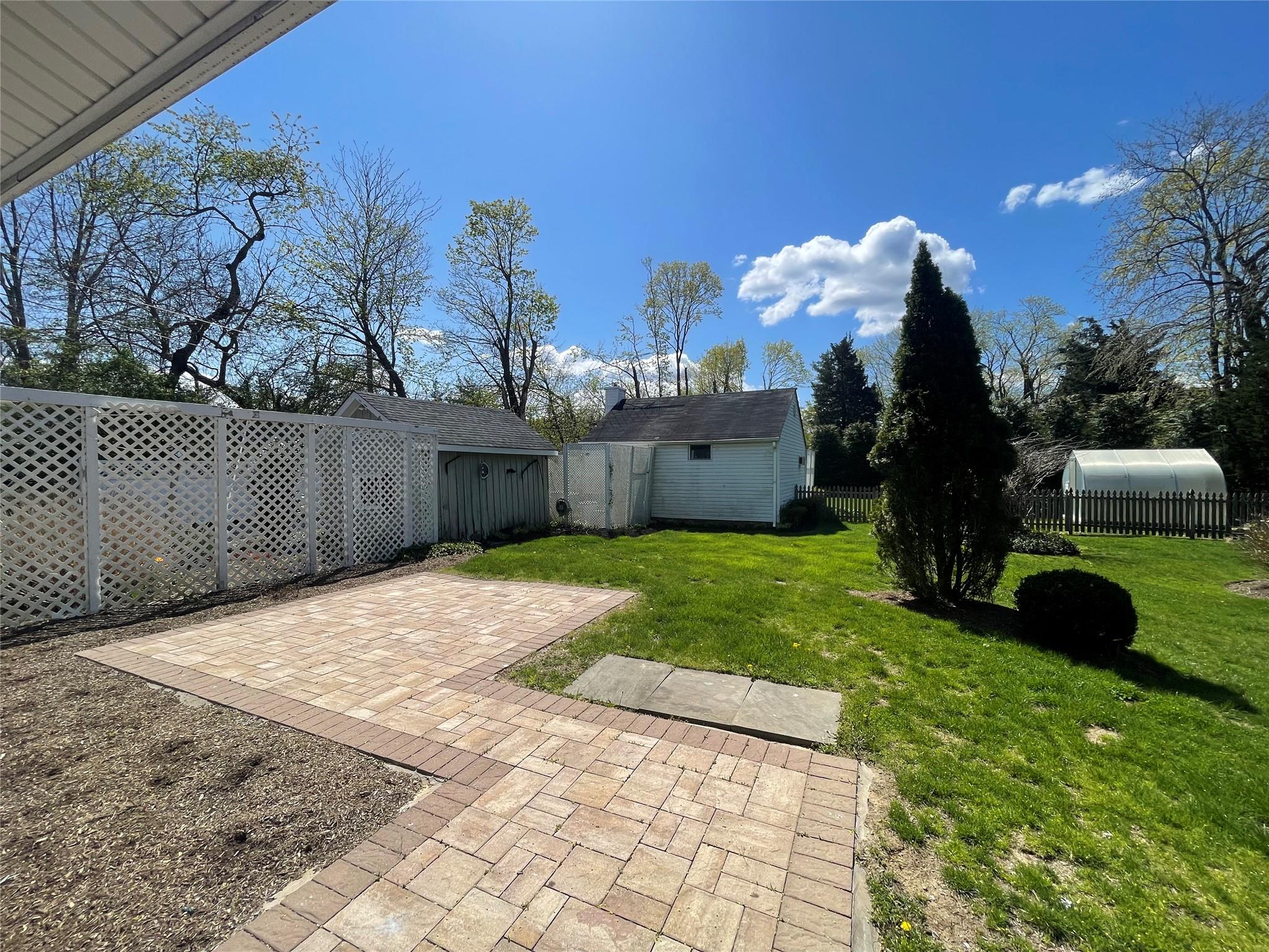 #15 photo, 496 North Country Road, サフォーク郡 Saint James , NY 11780