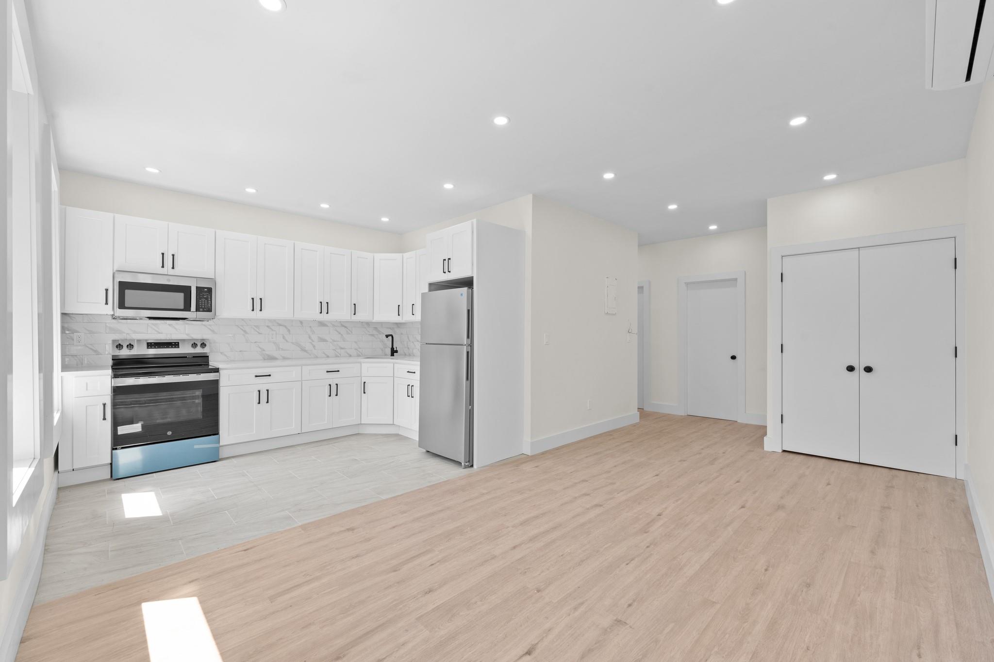 #3 photo, 256 Herzl Street, ブルックリン区 Brooklyn , NY 11212