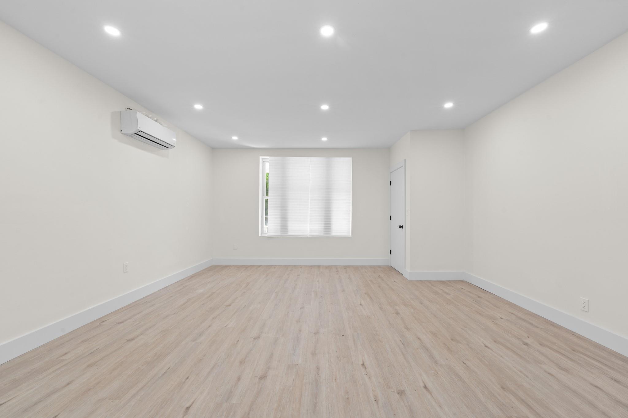 #8 photo, 256 Herzl Street, ブルックリン区 Brooklyn , NY 11212