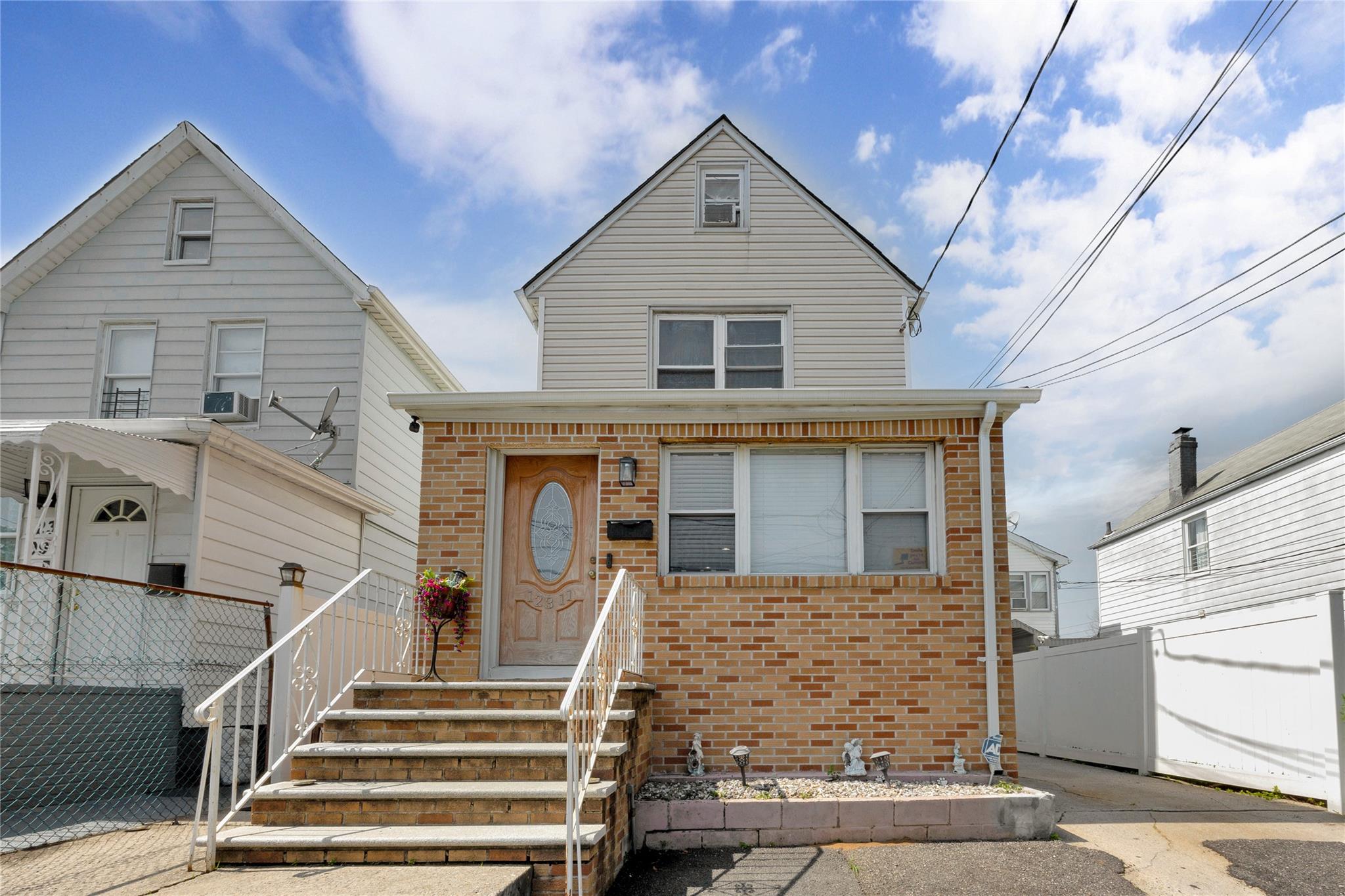 #2 photo, 12311 115th Avenue, クイーンズ区 South Ozone Park , NY 11420