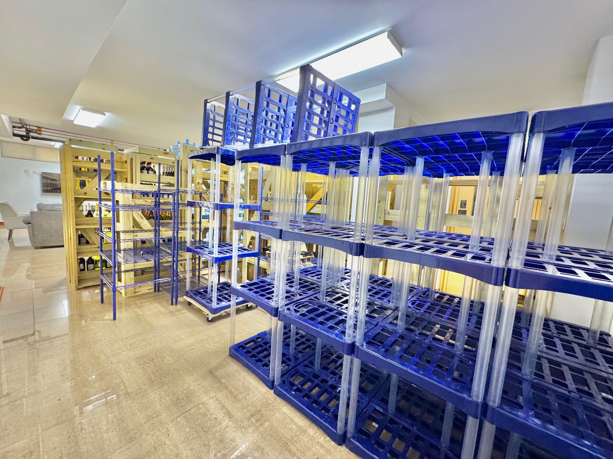 #8 photo, 99-12 - 99-16 97th Street, クイーンズ区 Ozone Park , NY 11416