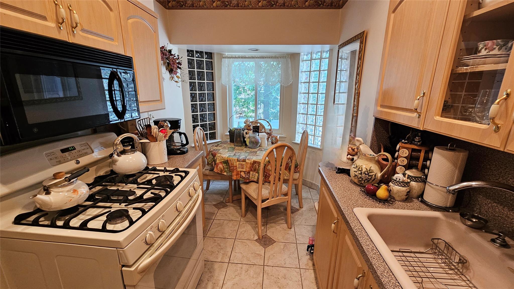 #5 photo, 10811 65th Road, クイーンズ区 Forest Hills , NY 11375