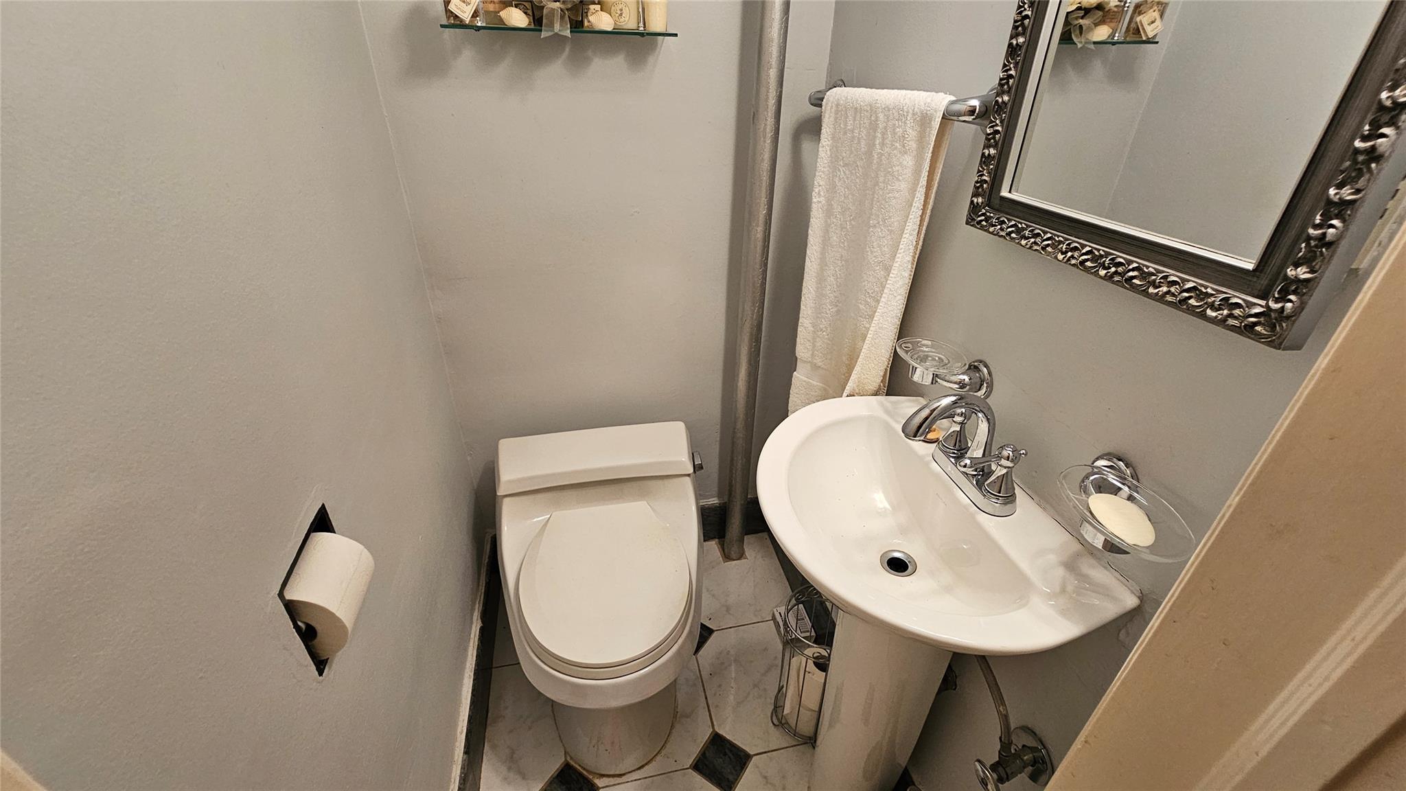 #7 photo, 10811 65th Road, クイーンズ区 Forest Hills , NY 11375