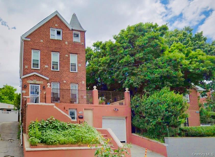 #1 photo, 3320 Barker Avenue, Bronx , NY 10467