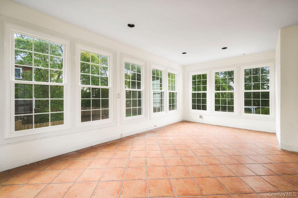 #7 photo, 1146 North Avenue, New Rochelle , NY 10804