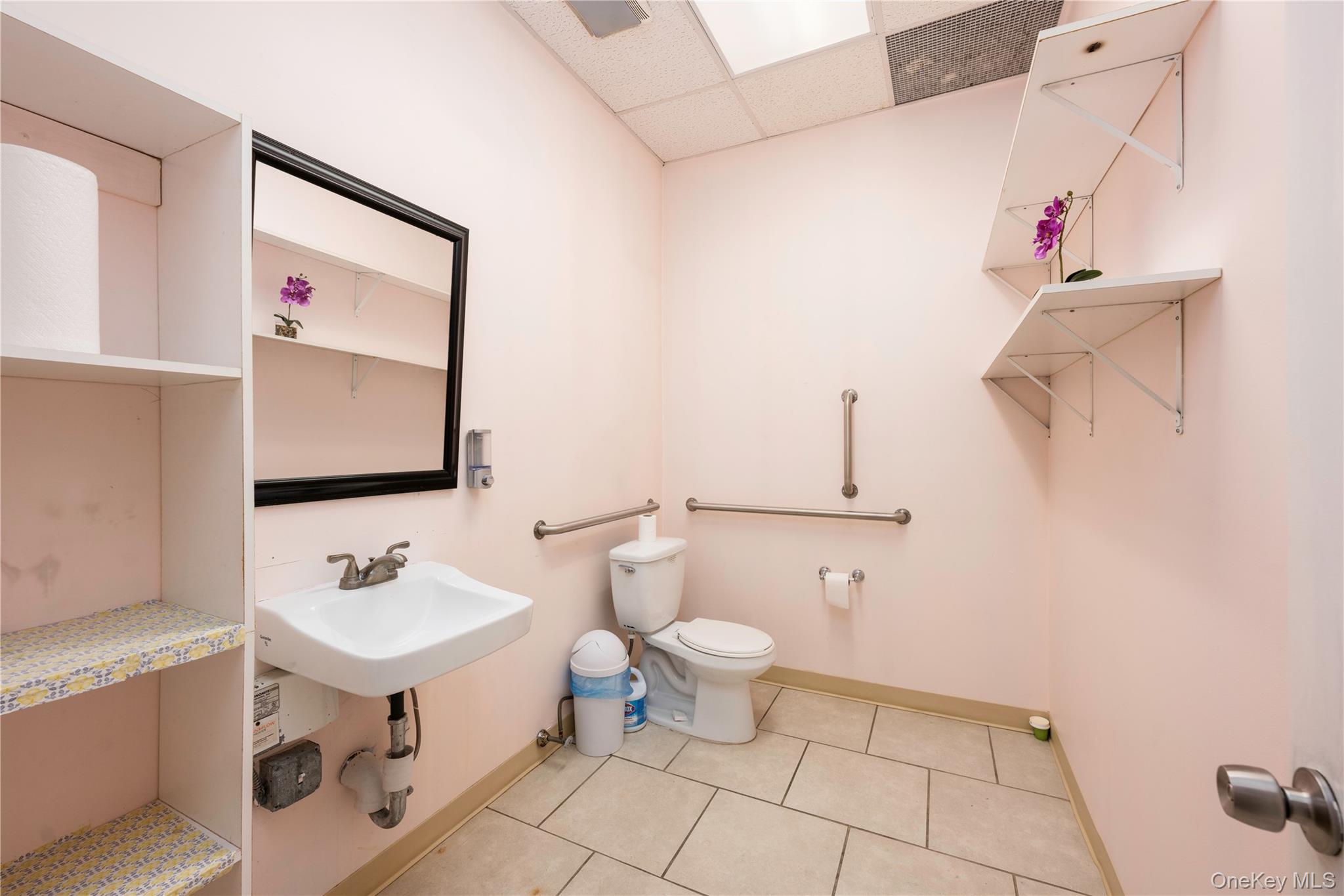 #14 photo, 762 Main Street, New Rochelle , NY 10805