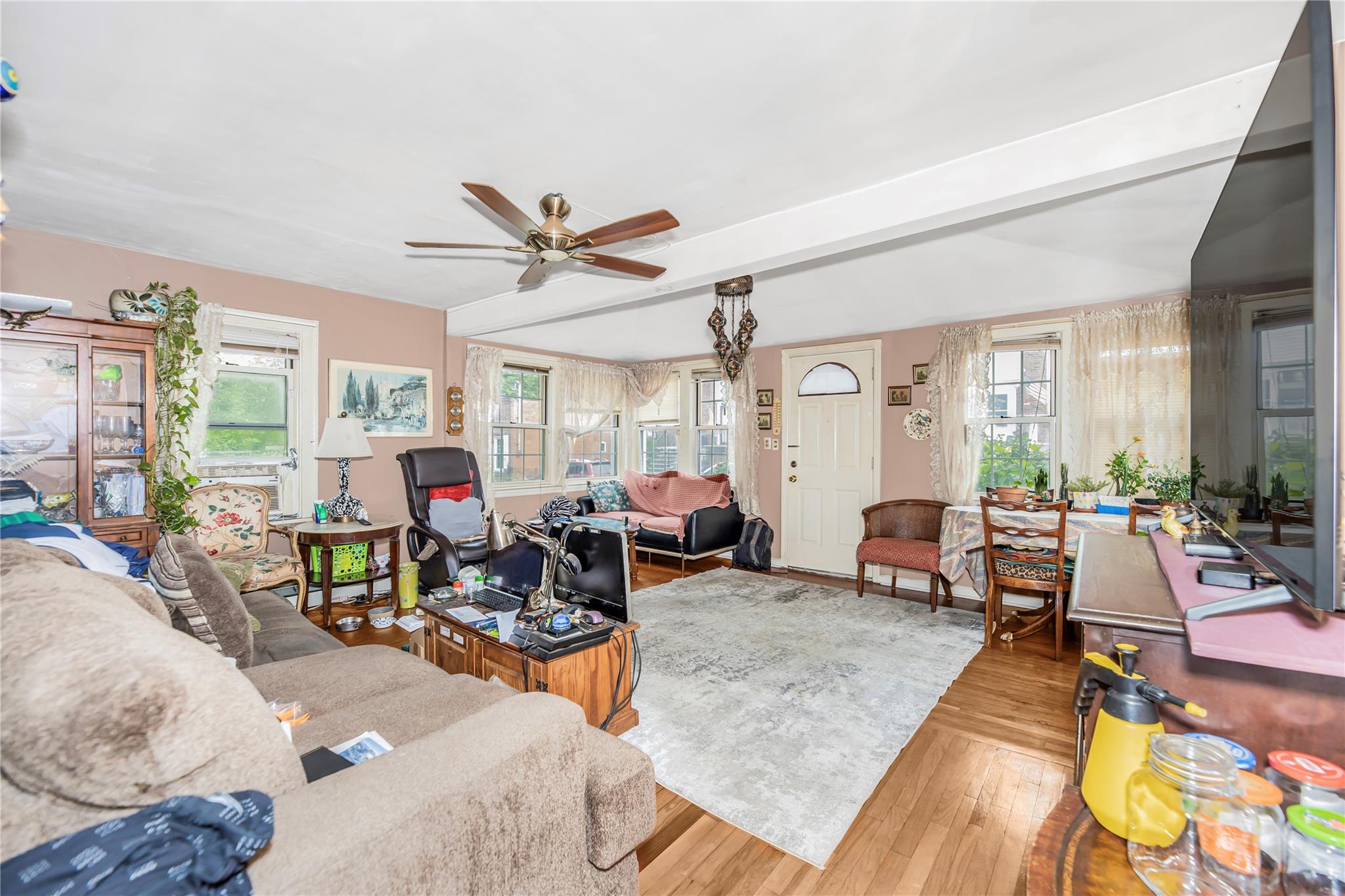 #8 photo, 97 Hawkins Street, ブロンクス区 Bronx , NY 10464