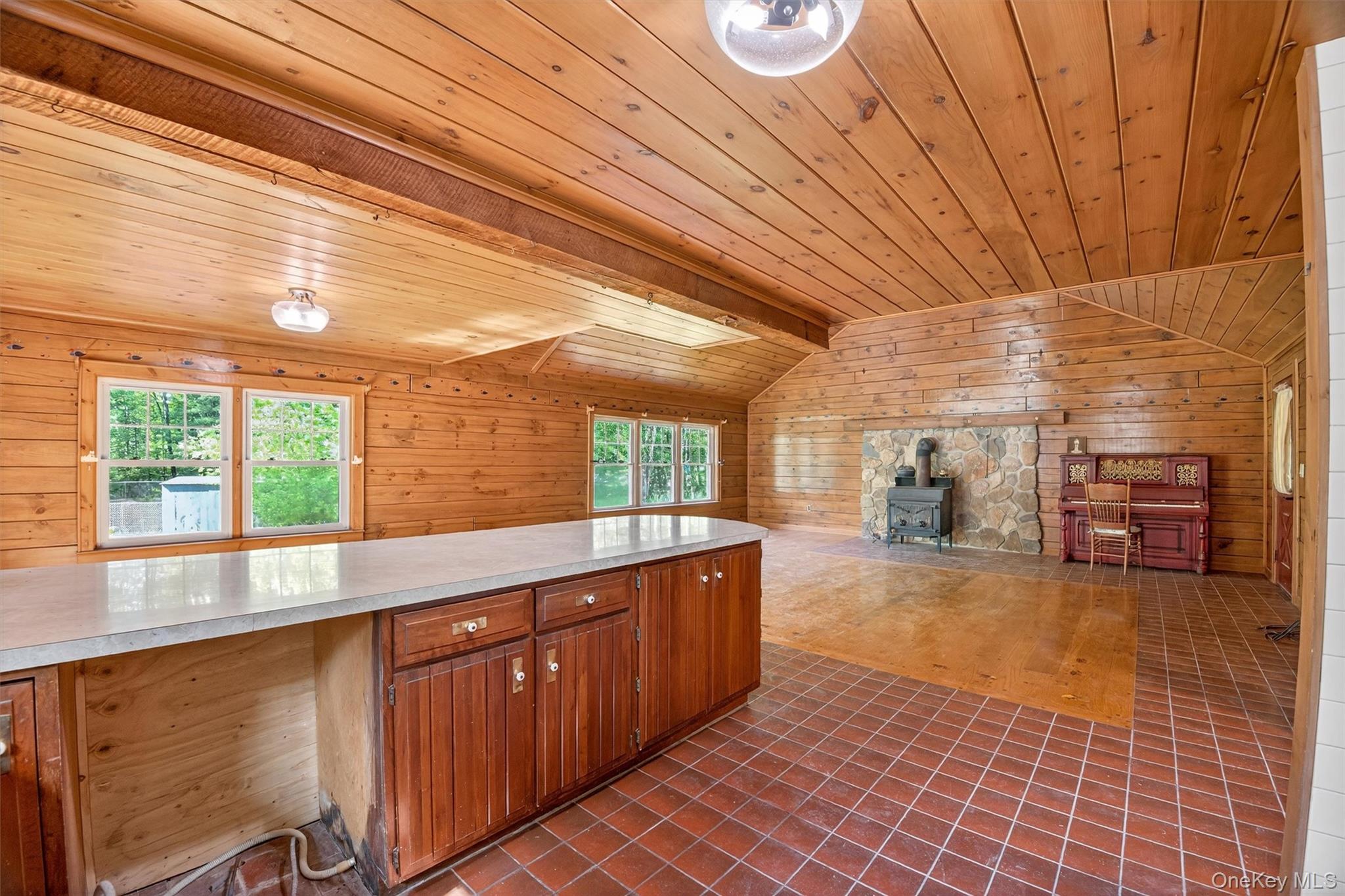 #14 photo, 321 Spadola Lane, Pine Bush , NY 12566