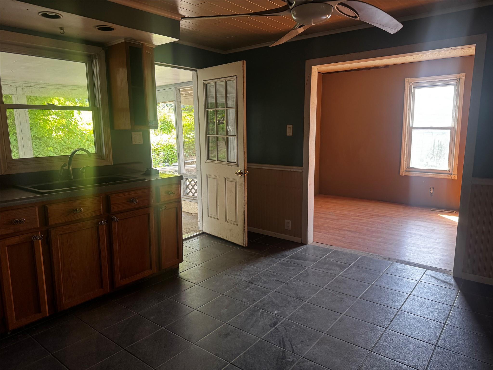 #3 photo, 99 W Bridge Street, Saugerties , NY 12477