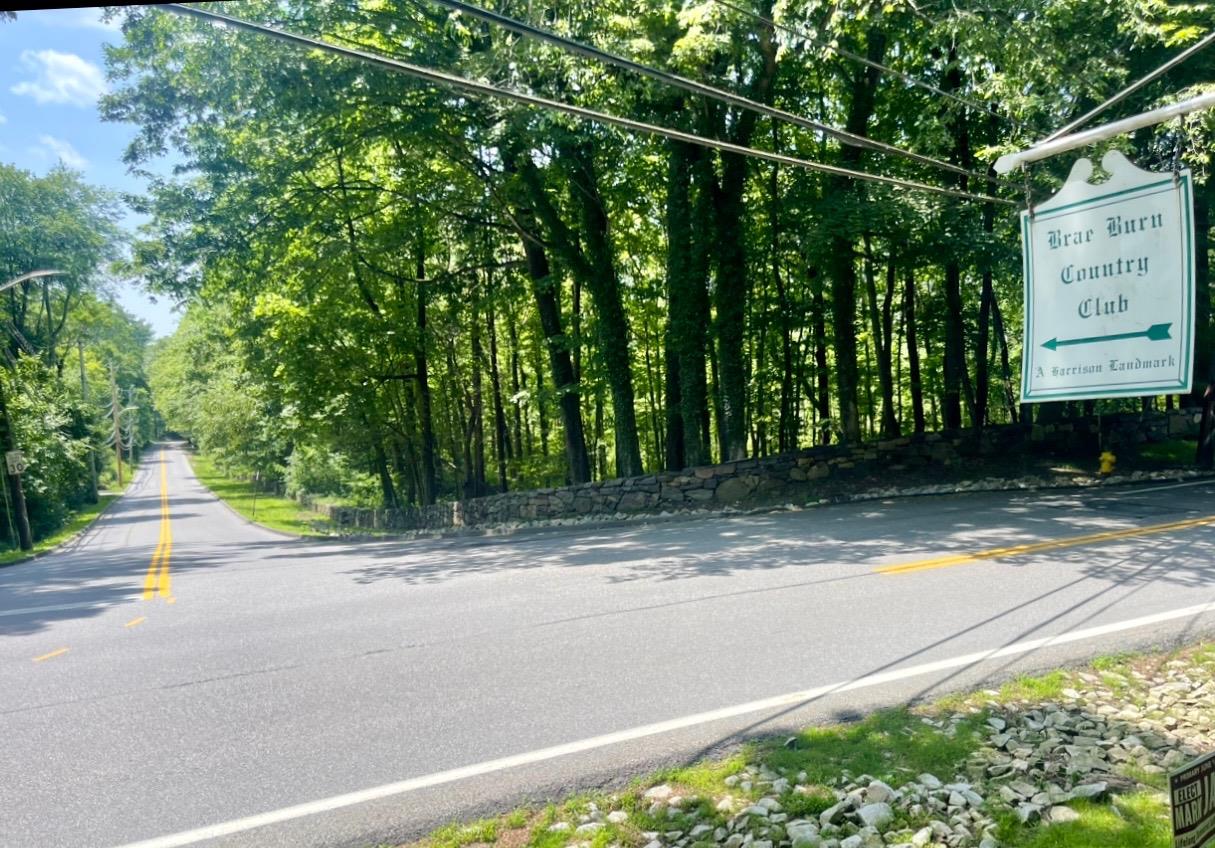 #1 photo, Barnes Lane, Purchase , NY 10577