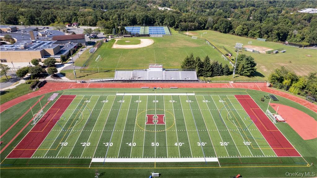 #10 photo, Barnes Lane, Purchase , NY 10577