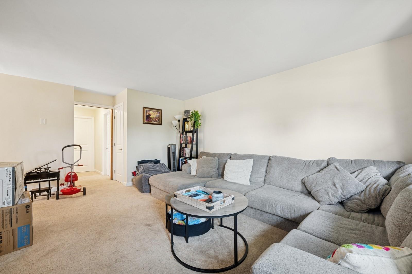 #4 photo, 345 E Park Avenue, ナッソー郡 Long Beach , NY 11561