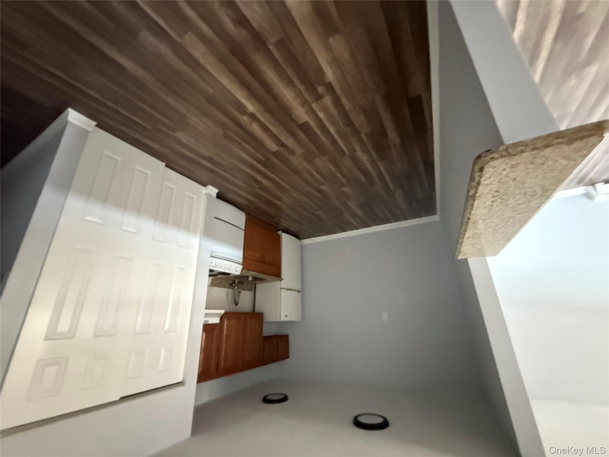 #4 photo, 1219 2nd Avenue, New Hyde Park , NY 11040