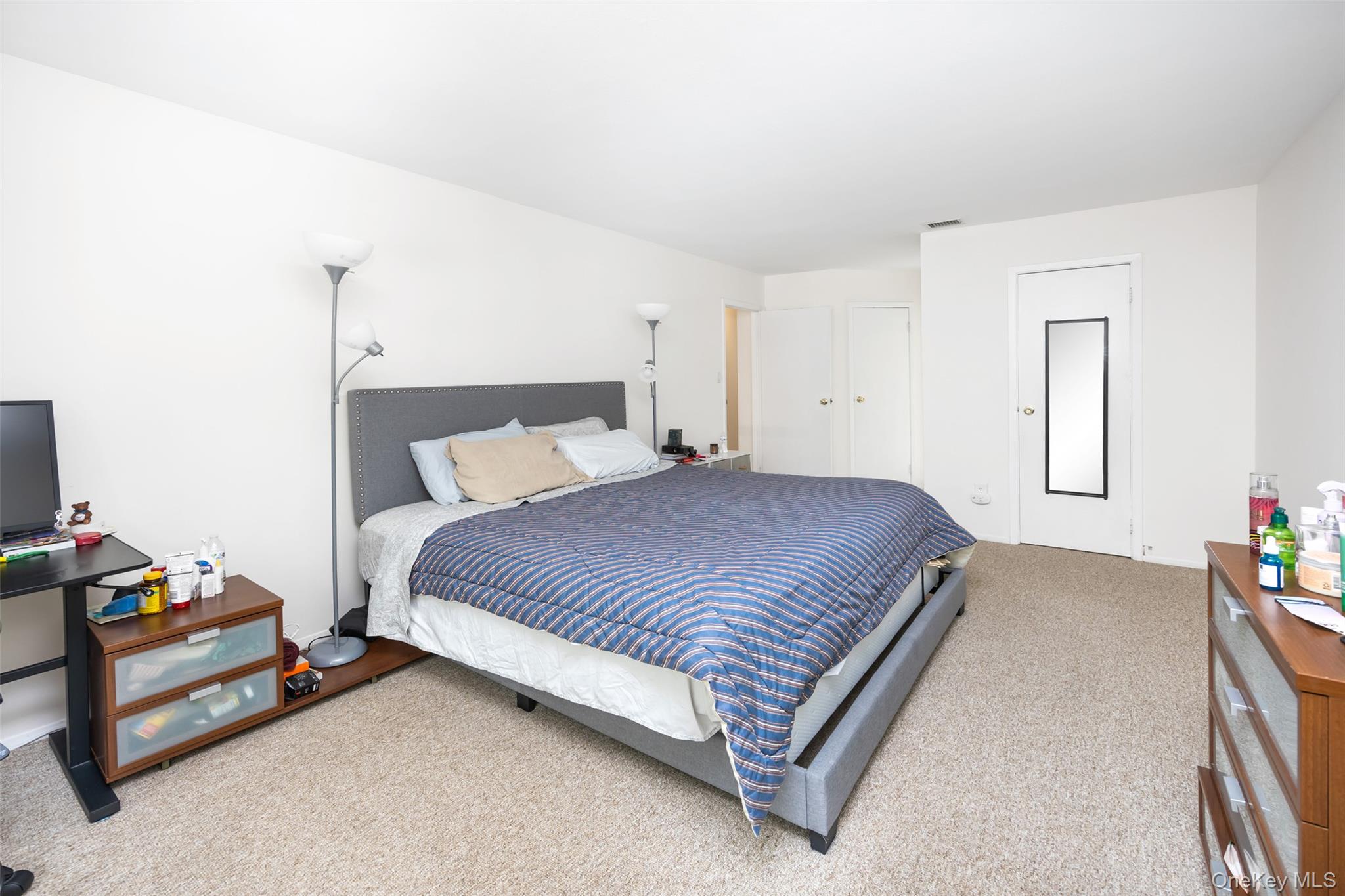 #16 photo, 41 Carriage Court, ナッソー郡 Jericho , NY 11753