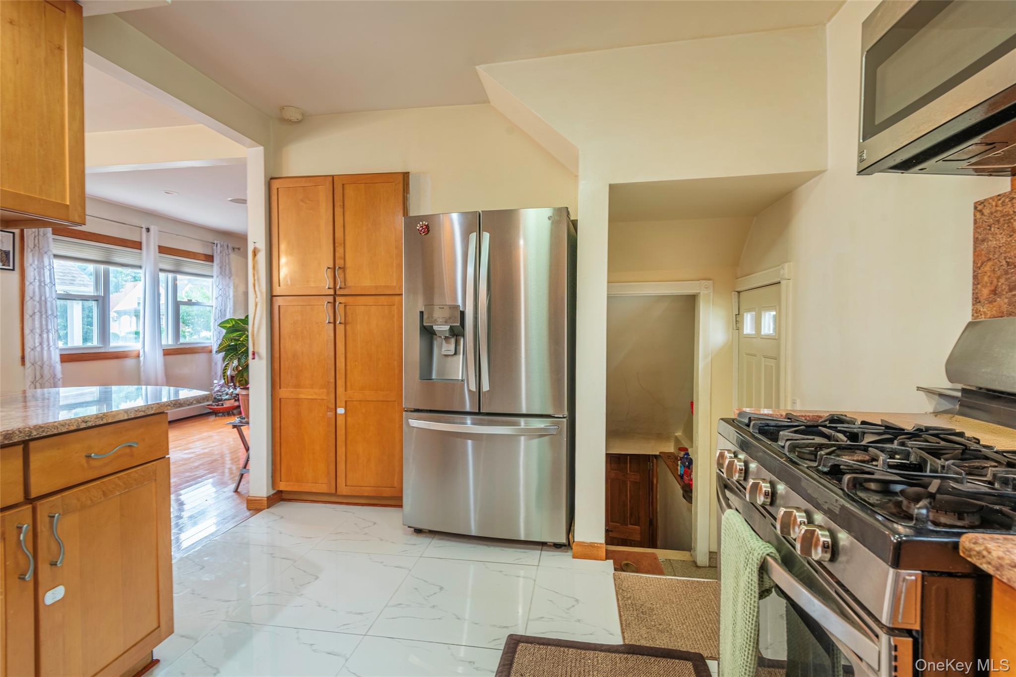 #16 photo, 84-17 247 Street, クイーンズ区 Bellerose , NY 11426