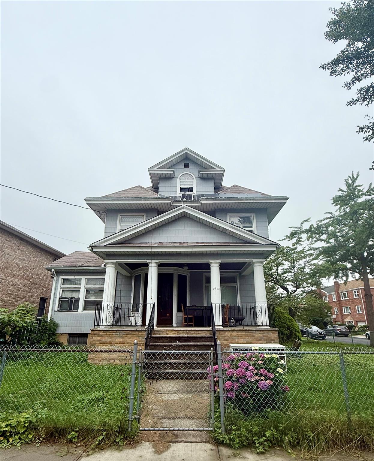 #1 photo, 43-04 169 Street, كوينز Flushing , NY 11358