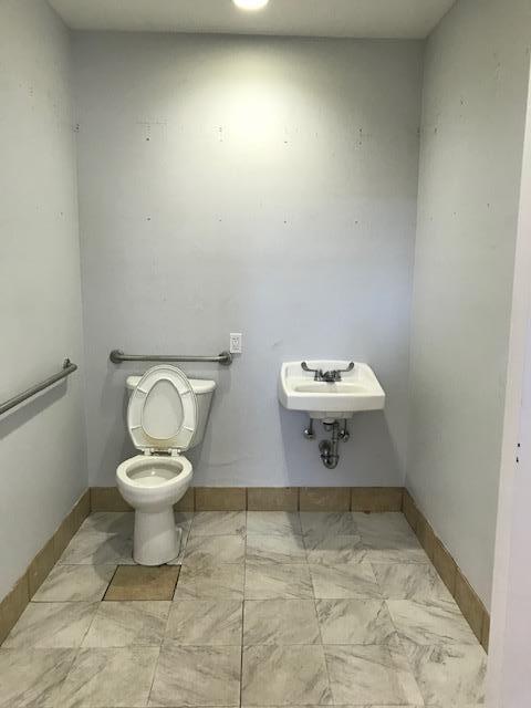 #6 photo, 595 Willis Avenue, ナッソー郡 Williston Park , NY 11596