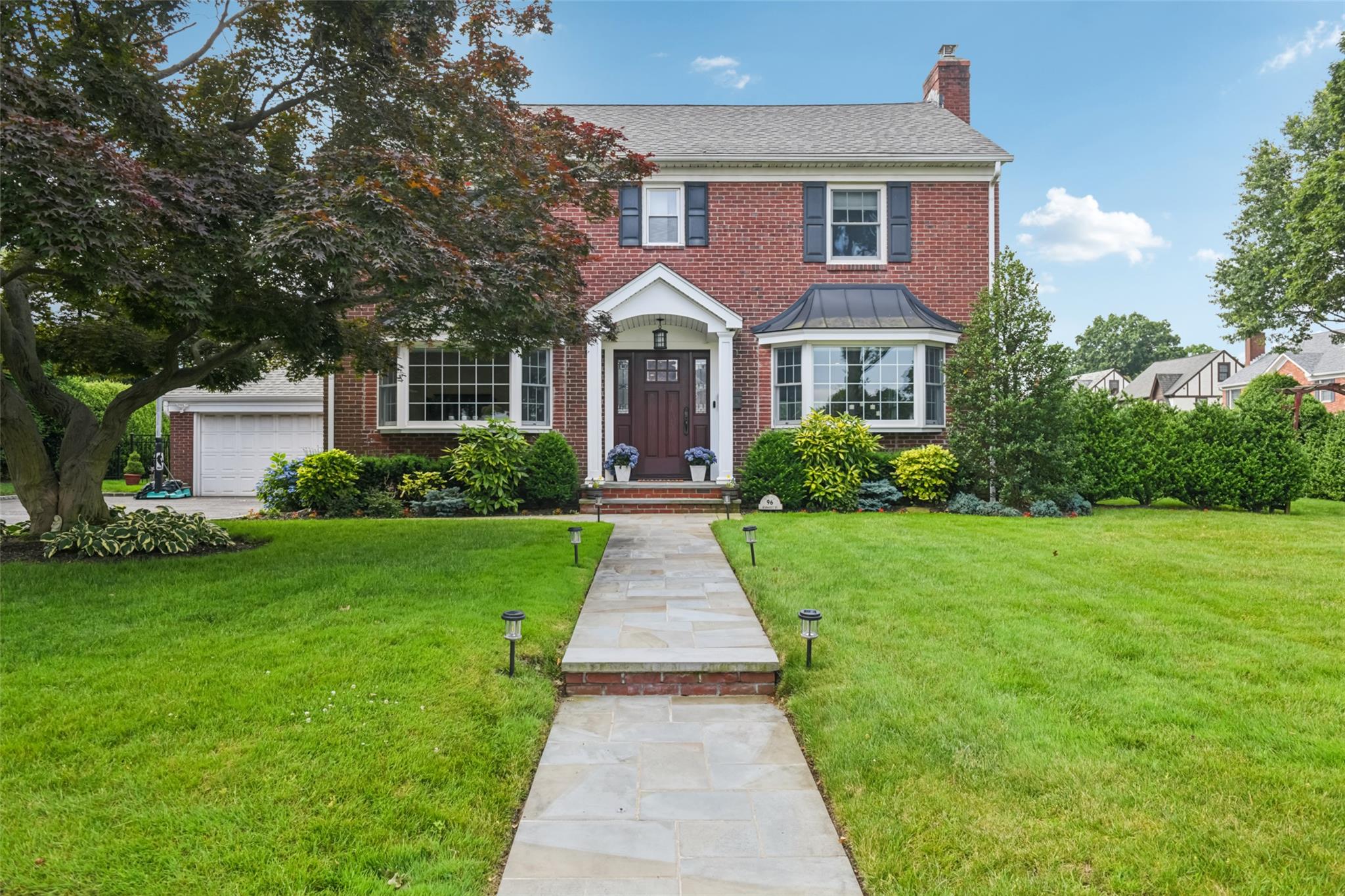 #1 photo, 96 Newmarket Road, ناسو Garden City , NY 11530